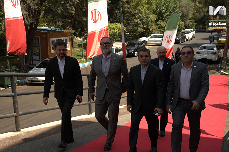 بازدید مدیران تشریفات ریاست‌جمهوری از غرفه صبا عمران در بیست‌وششمین نمایشگاه صنعت ساختمان