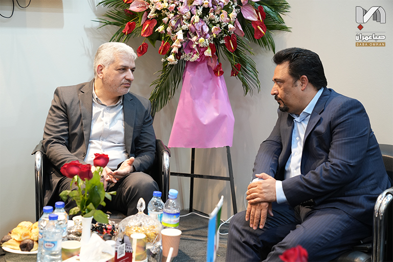 بازدید رئیس هیأت‌مدیره صندوق بازنشستگی کشوری از غرفه صبا عمران؛ تأکید بر توسعه سرمایه‌گذاری و مولدسازی دارایی‌ها